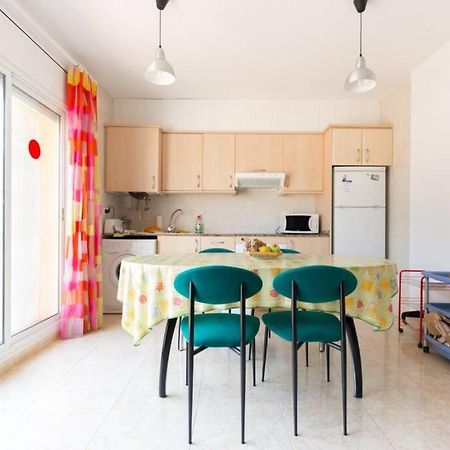 La Rapita - Apartamento De Dos Dormitorios Con Piscina Comunitaria Alcanar Extérieur photo