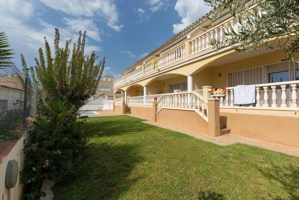 La Rapita - Apartamento De Dos Dormitorios Con Piscina Comunitaria Alcanar Extérieur photo
