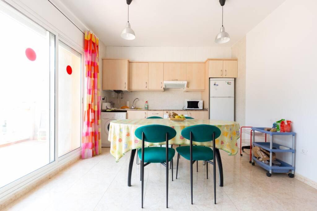 La Rapita - Apartamento De Dos Dormitorios Con Piscina Comunitaria Alcanar Extérieur photo